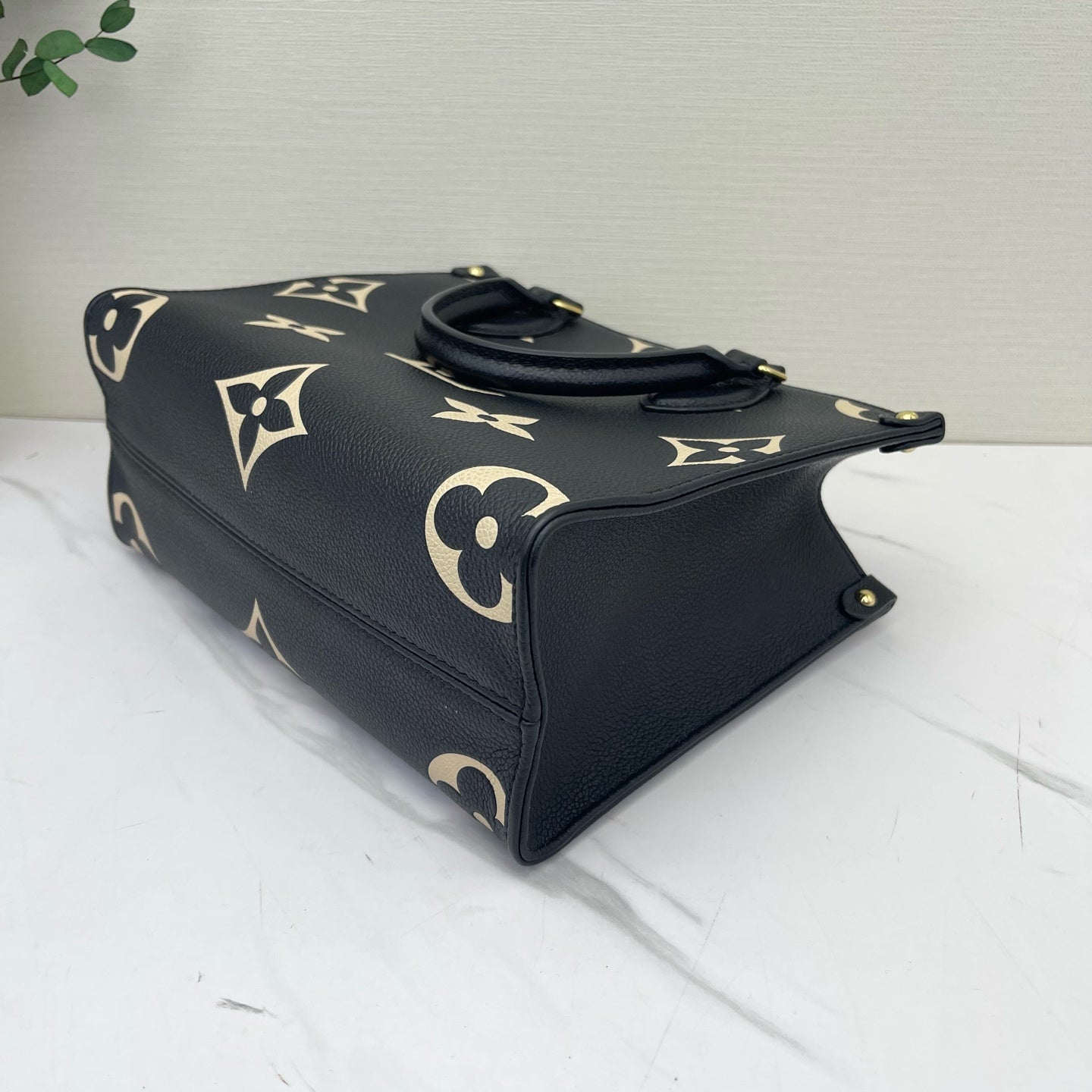 Louis Vuitton - Onthego PM (Petit Modèle) - Leather - Multicolour - (small)