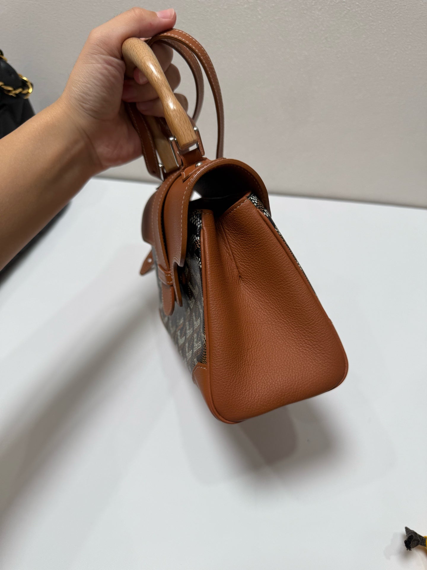 Goyard - Saïgon Mini Souple - Goyardine canvas with leather trim and wooden handle - Caramel and Brown - (mini)