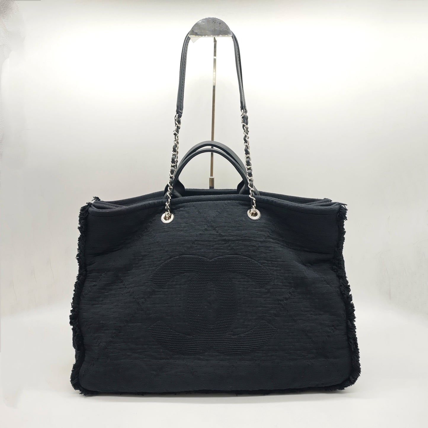 Chanel - Tweed Beach Tote - Tweed fabric with leather handles - Black - (large)