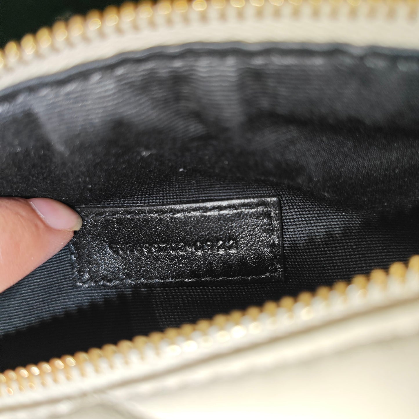 Saint Laurent - Small Cylinder Quilted Shoulder Bag - Leather - White - (mini)