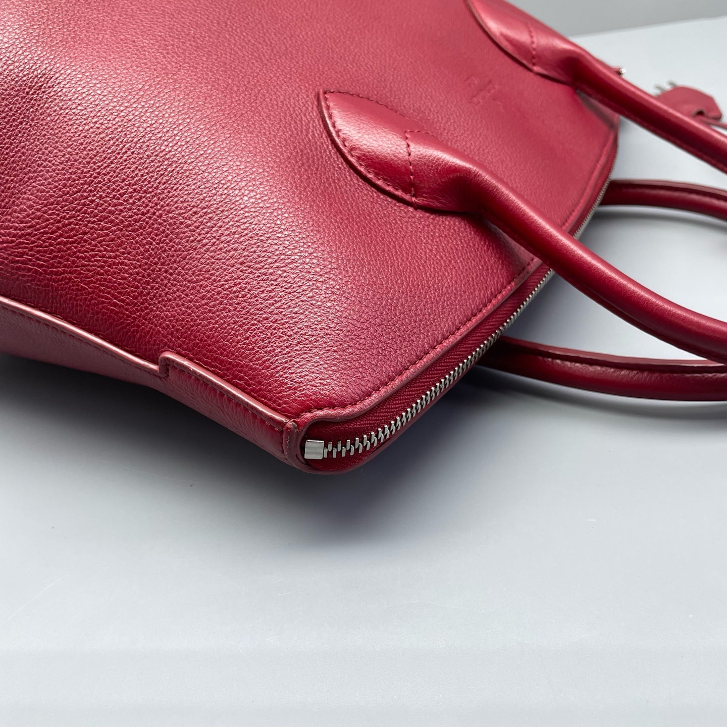 Louis Vuitton - Lockit Tote Bag - Grained leather - Red - (medium)