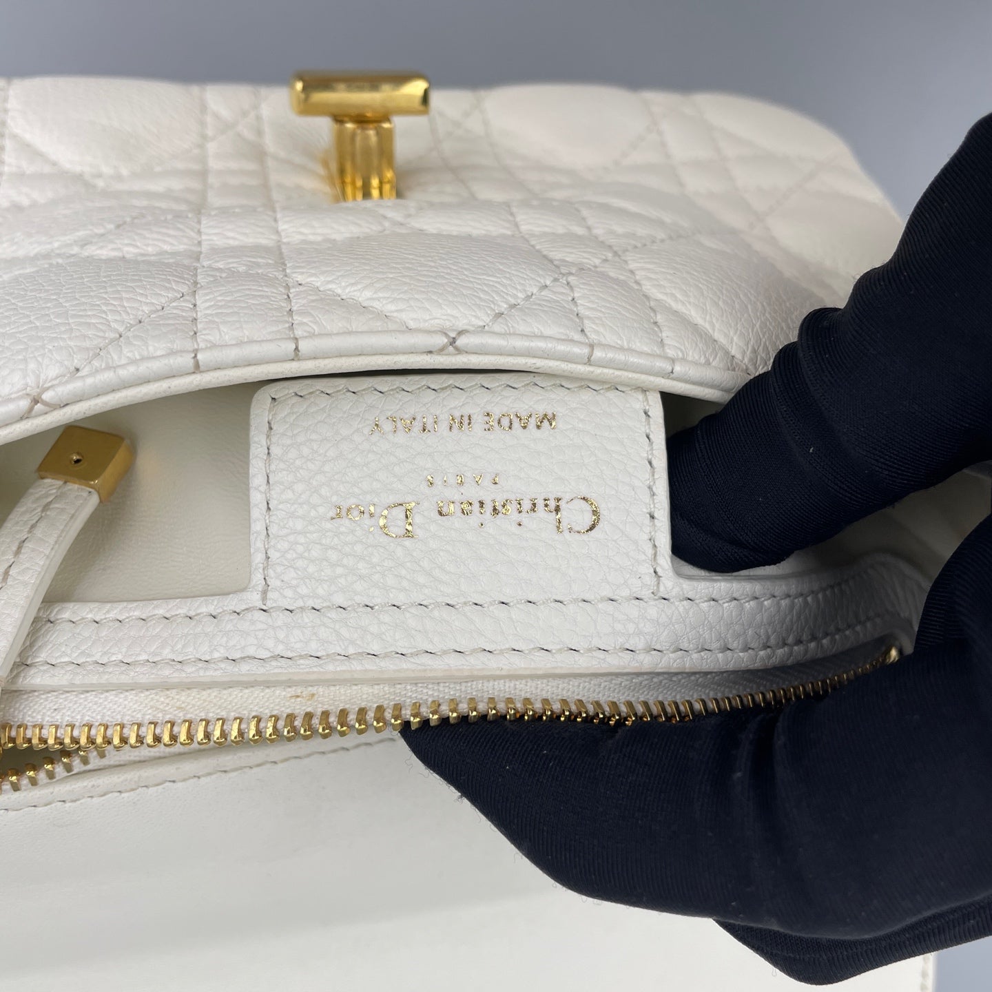 Dior - Miss Caro Chain Bag - Grained leather - White - (mini)