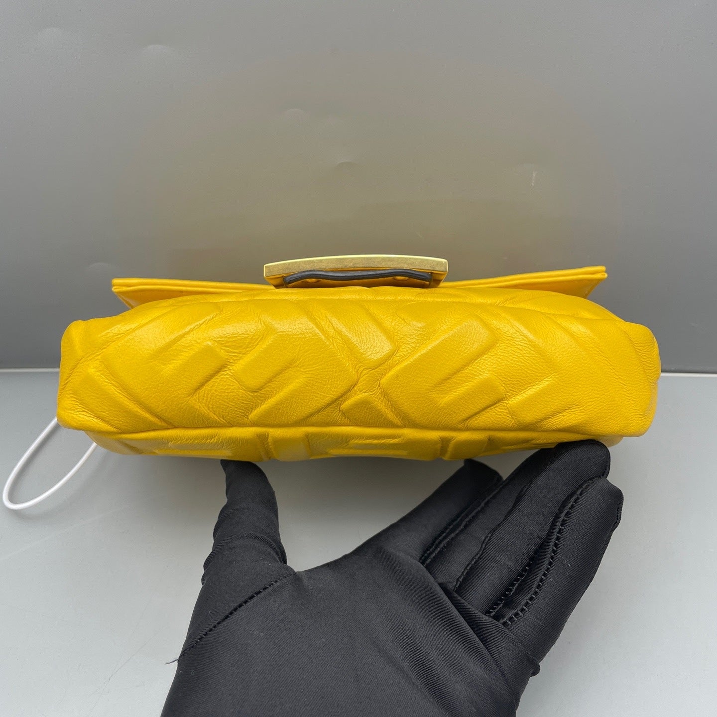 Fendi - Baguette Mini 8BS017 - Leather - Yellow - (mini)
