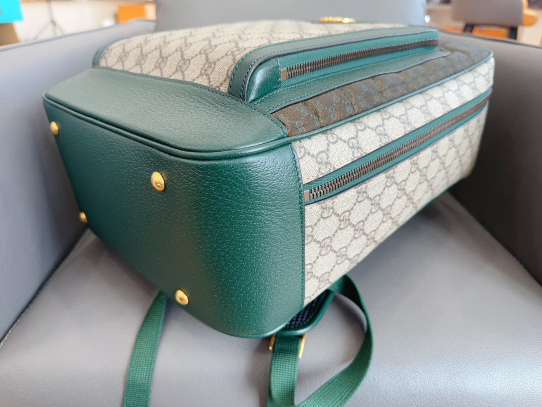 Gucci - GG Supreme Backpack with Green Leather Trim - GG Supreme canvas and leather - Beige, Brown, Green - (Medium)