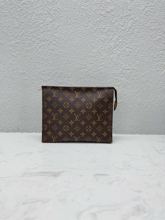 Louis Vuitton - Toiletry Pouch 26 - Monogram coated canvas with vachetta leather trim - Brown - (medium)