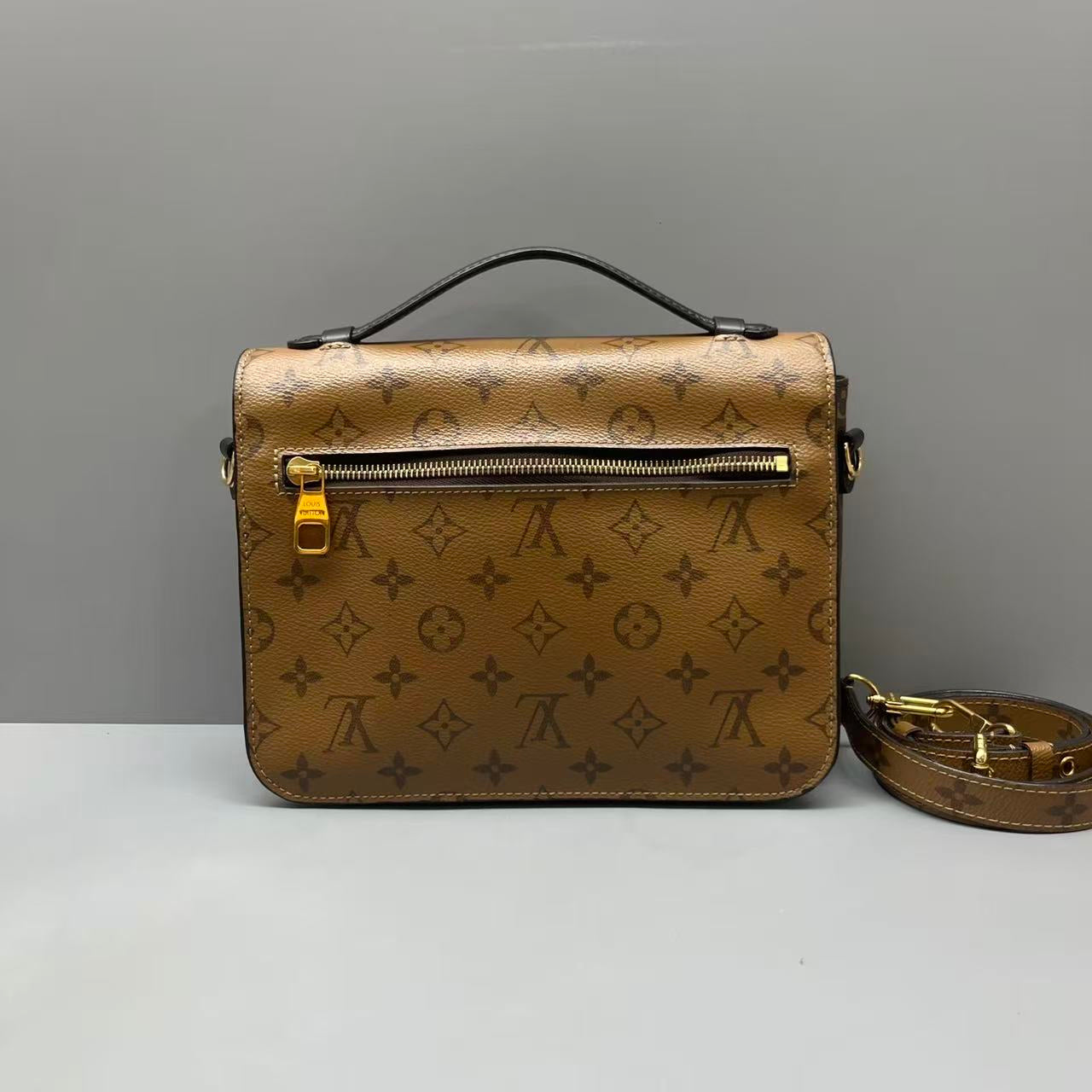 Louis Vuitton - Pochette Metis Monogram Reverse - Synthetic - Multicolour - (medium)