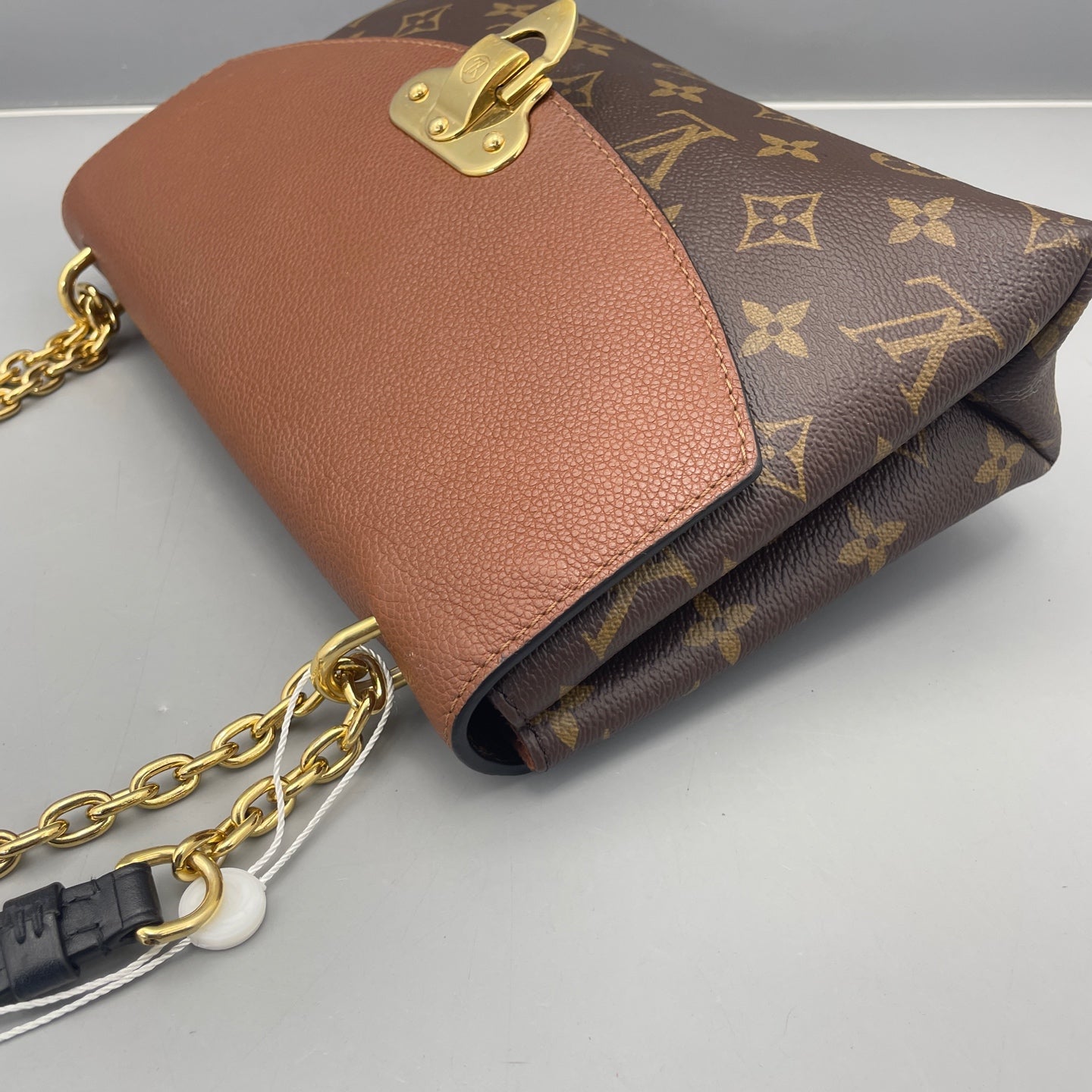 Louis Vuitton - Saint Placide - Monogram coated canvas with grained leather trim - Brown - (medium)