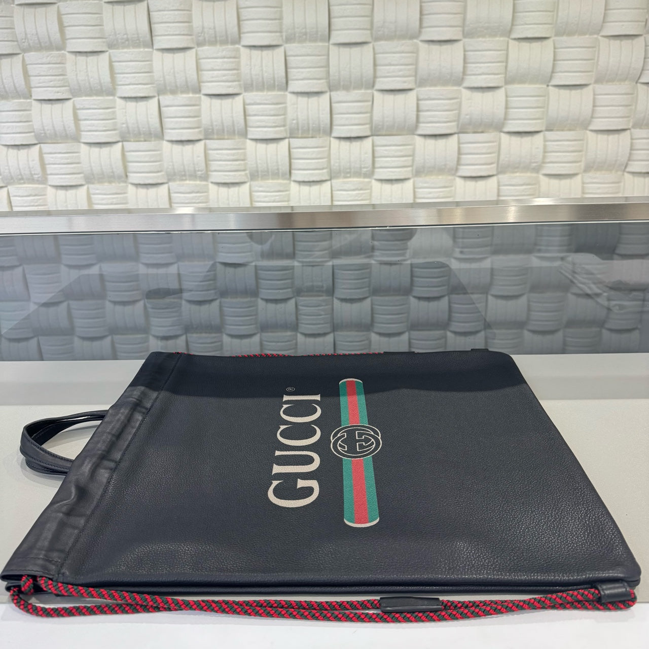 Gucci - All-Leather Drawstring Backpack with Web Logo - Leather - Black - (Large)