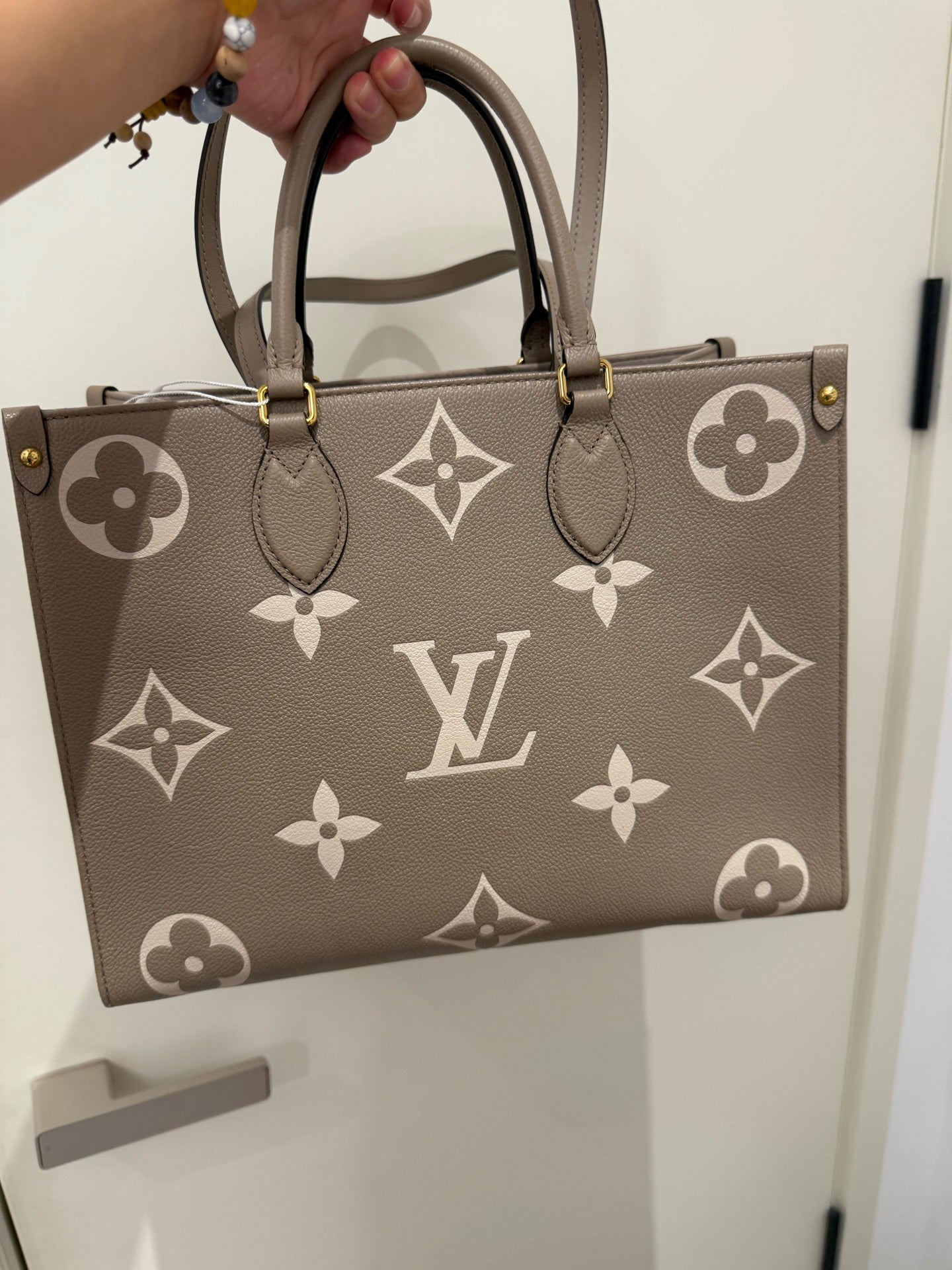 Louis Vuitton - OnTheGo MM - Monogram Empreinte leather - Grey - (medium)