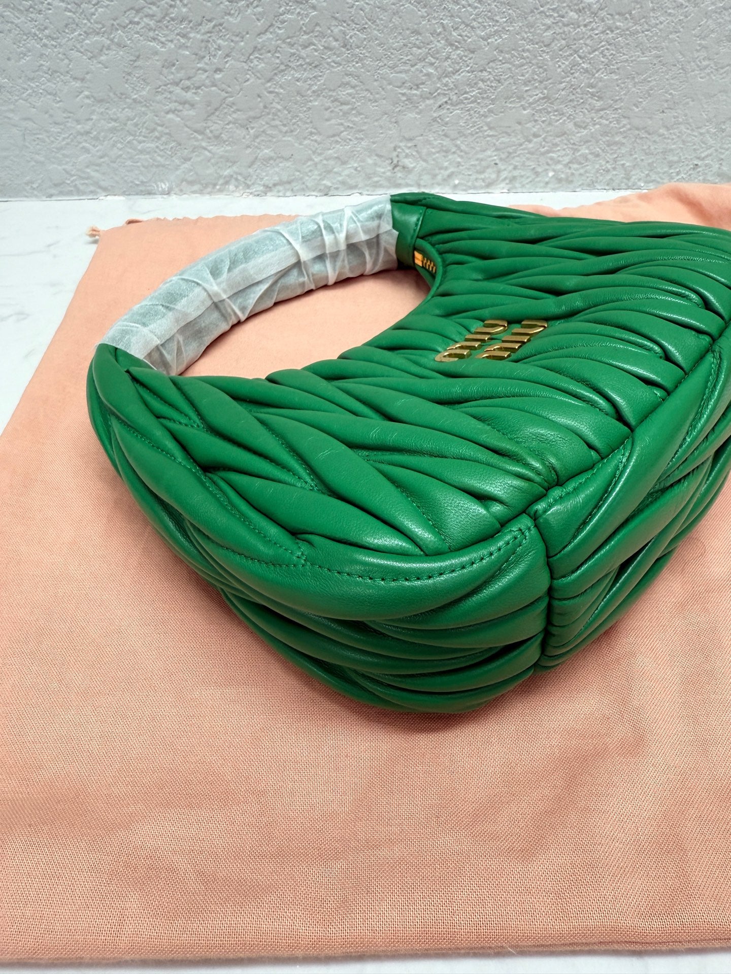 Miu Miu - Wander hobo - Lambskin leather - Green - (Small)