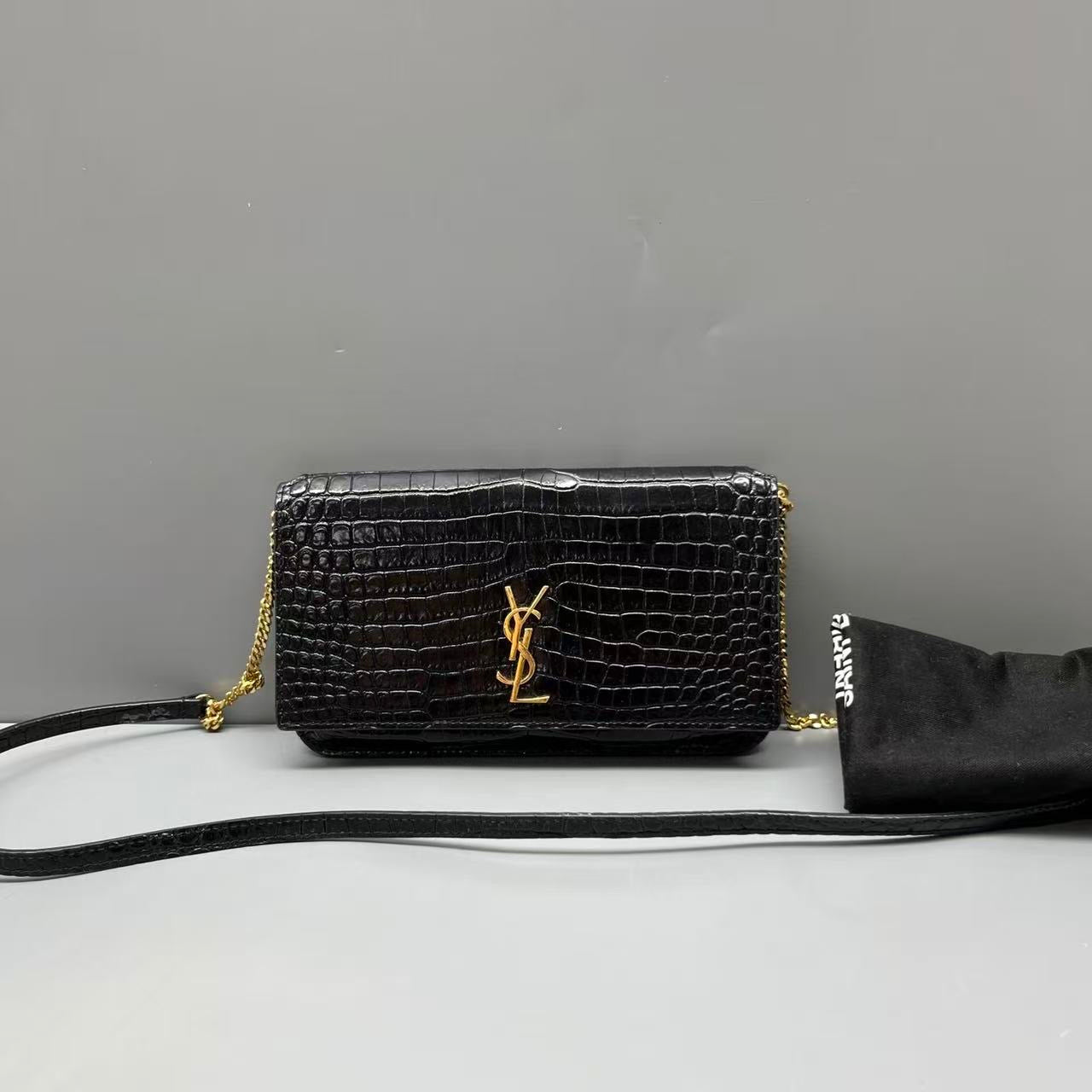 Saint Laurent - Envelope Bag - Crocodile embossed cowhide leather - Black with Gold-Tone Hardware - (mini)