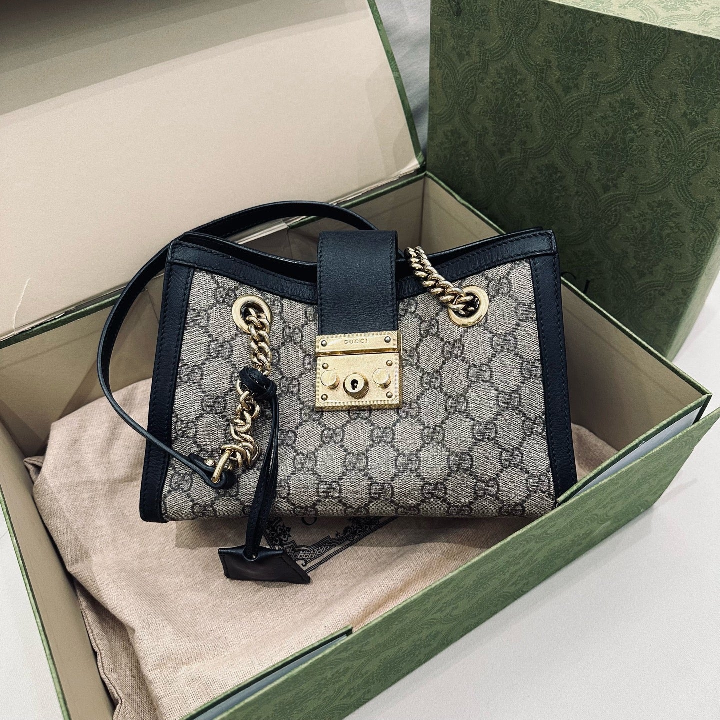 Gucci - Padlock Mini GG Supreme Shoulder Bag - GG Supreme canvas with leather trim - Black - (mini)