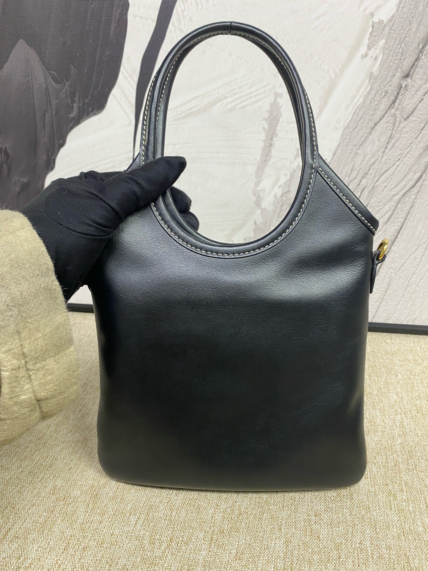 MiuMiu - Ivy Mini Tote Bag - Leather - Black - (mini)