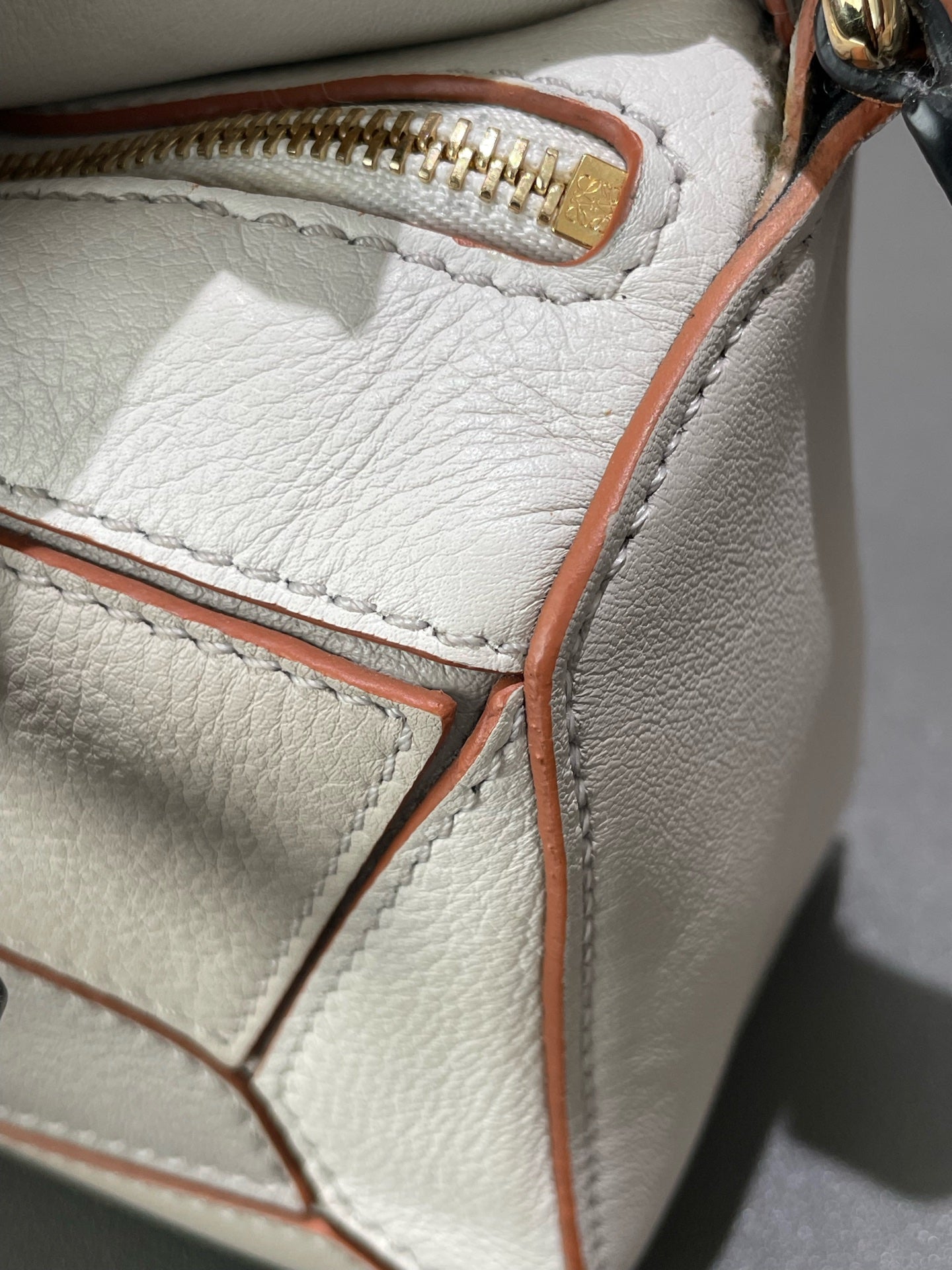 Loewe - Puzzle mini - Calfskin leather - Multicolour (Caramel, Khaki Brown, and White) - (mini)