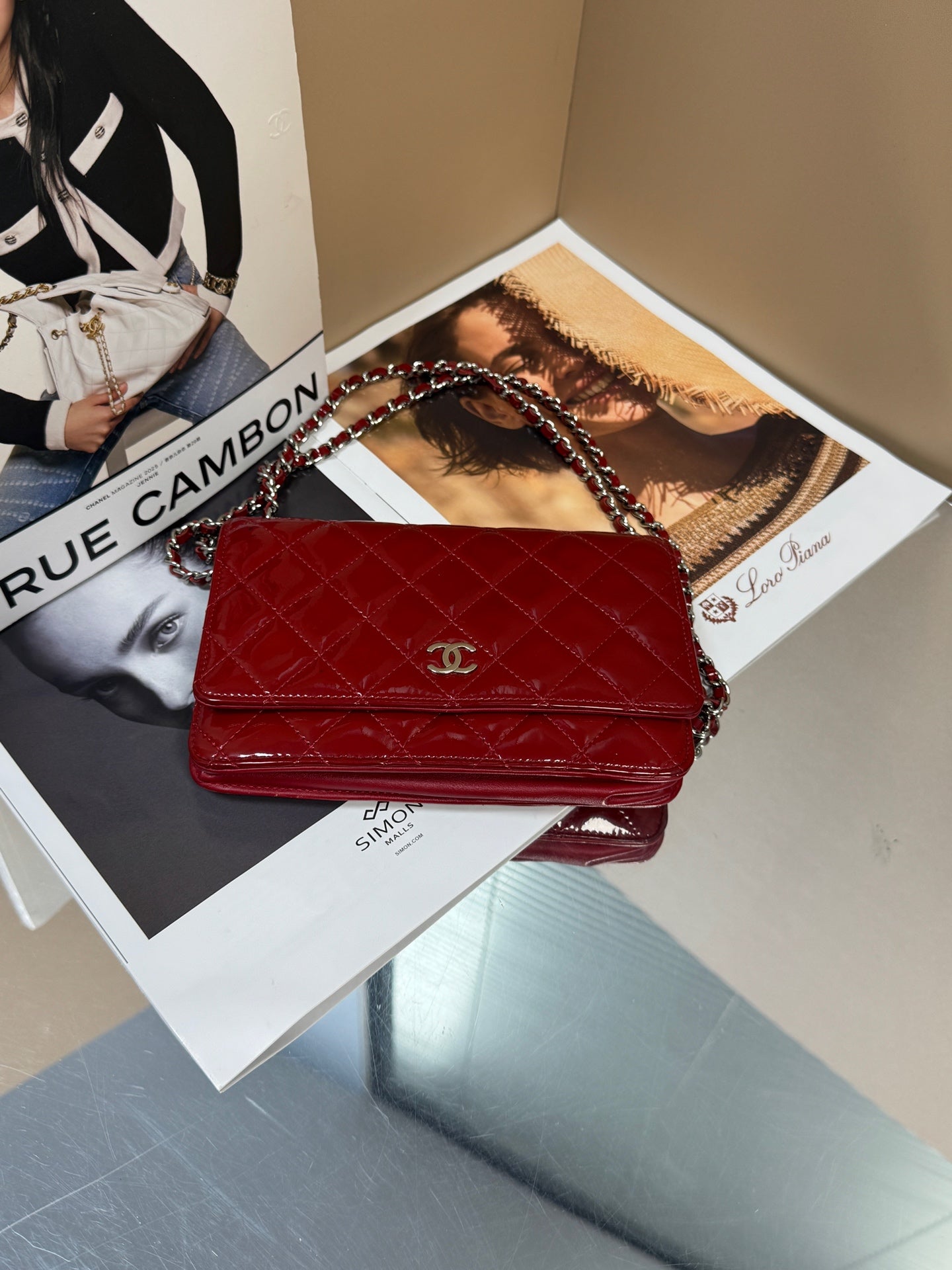 Chanel - Wallet on Chain (WOC) - Patent leather - Red - (mini)