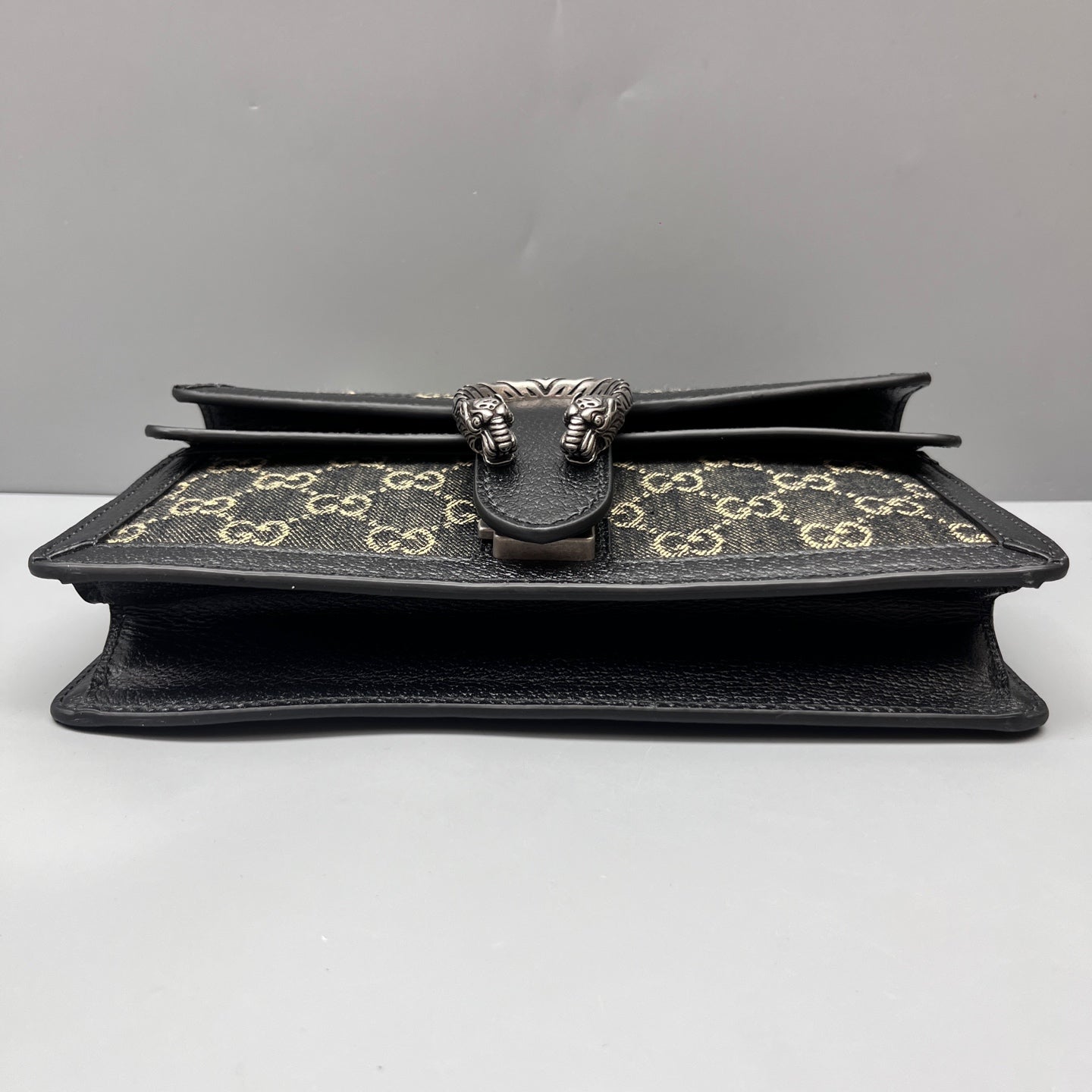 Gucci - Dionysus Shoulder Bag - Denim and Leather - Dark Blue with Gold Monogram - (Medium)