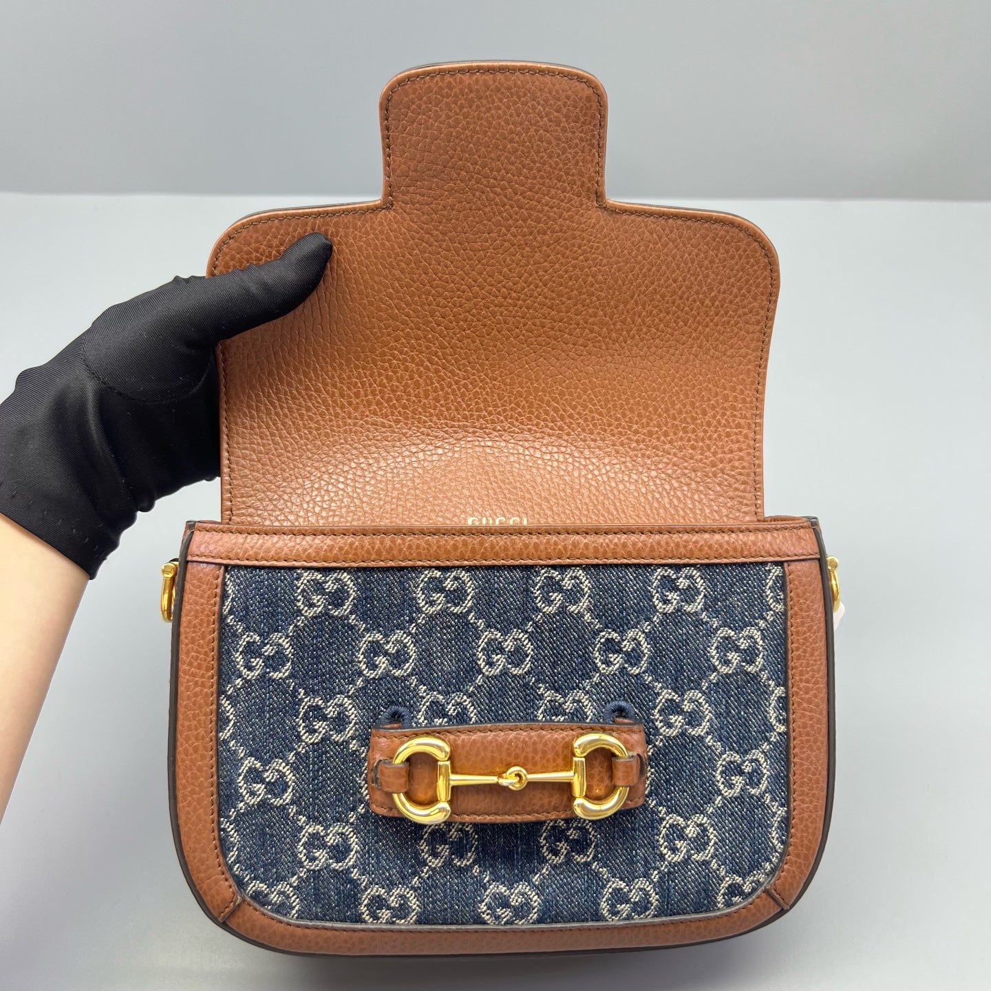 Gucci - Horsebit 1955 Mini - Denim and pebbled leather - Blue with brown trim - (mini)