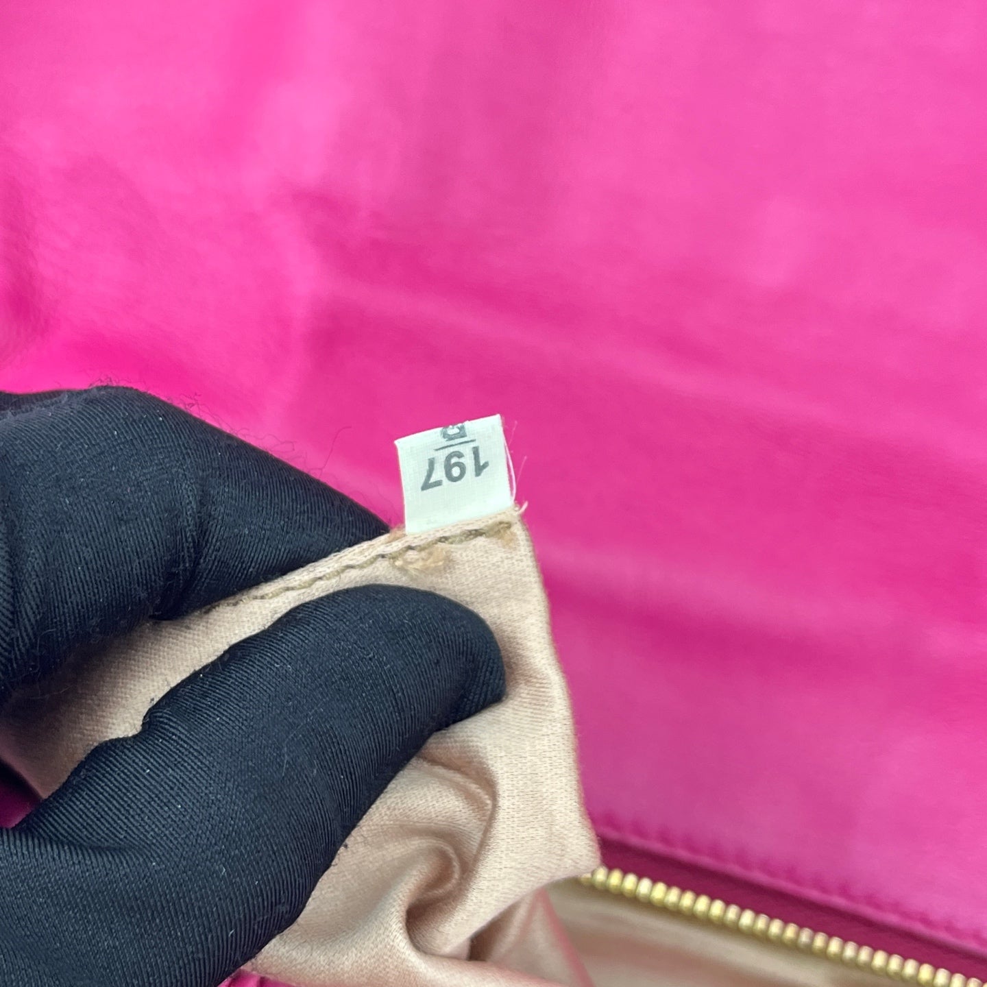 Miu Miu - Matelassé Jeweled Chain Flap Bag - Leather - Pink - (Medium)
