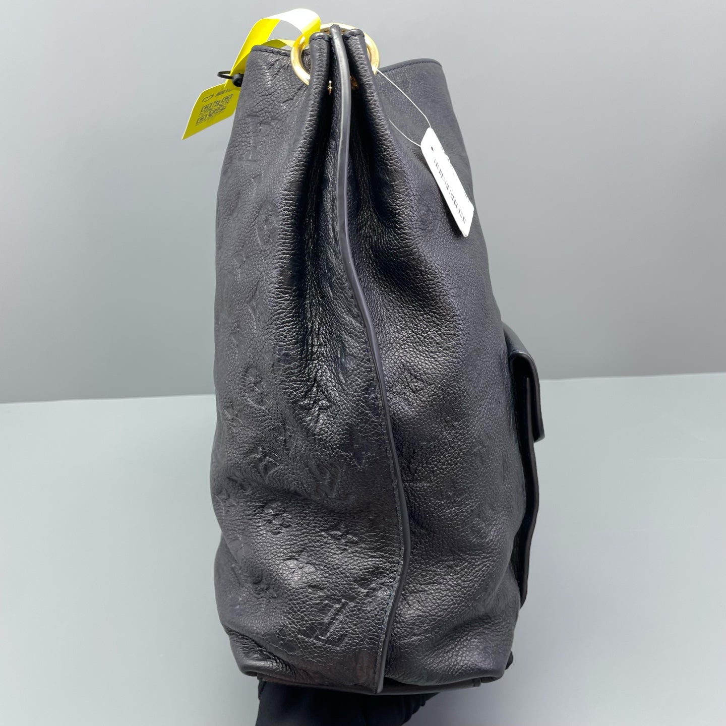 Louis Vuitton - Hobo - Leather - Black - (medium)