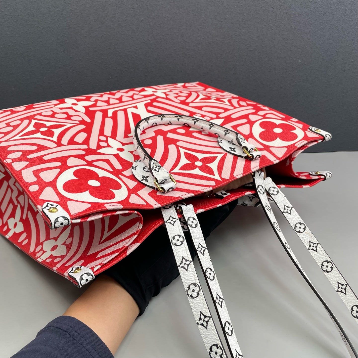Louis Vuitton - OnTheGo Tote Qixi Limited Edition Graffiti - Coated canvas with leather trim - Red - (Large)