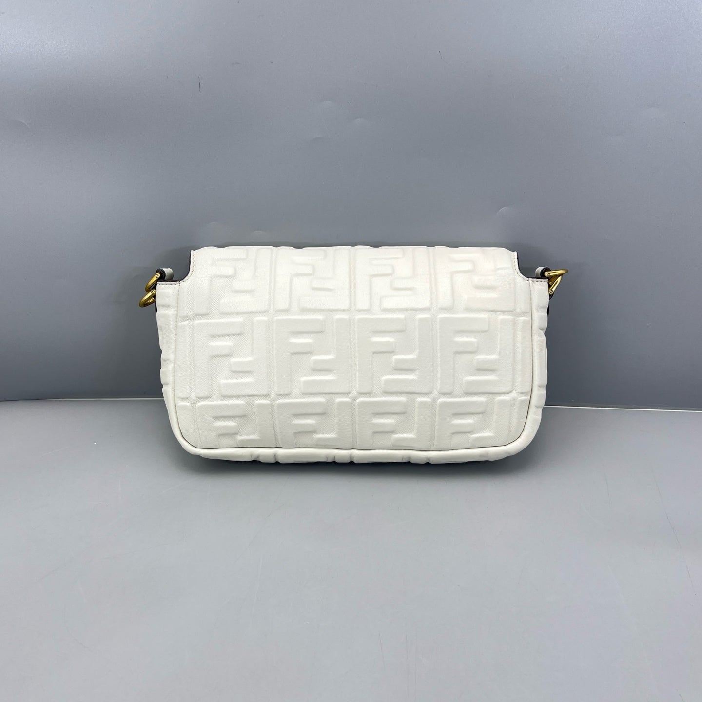 Fendi - Baguette - Leather - White - (Small)