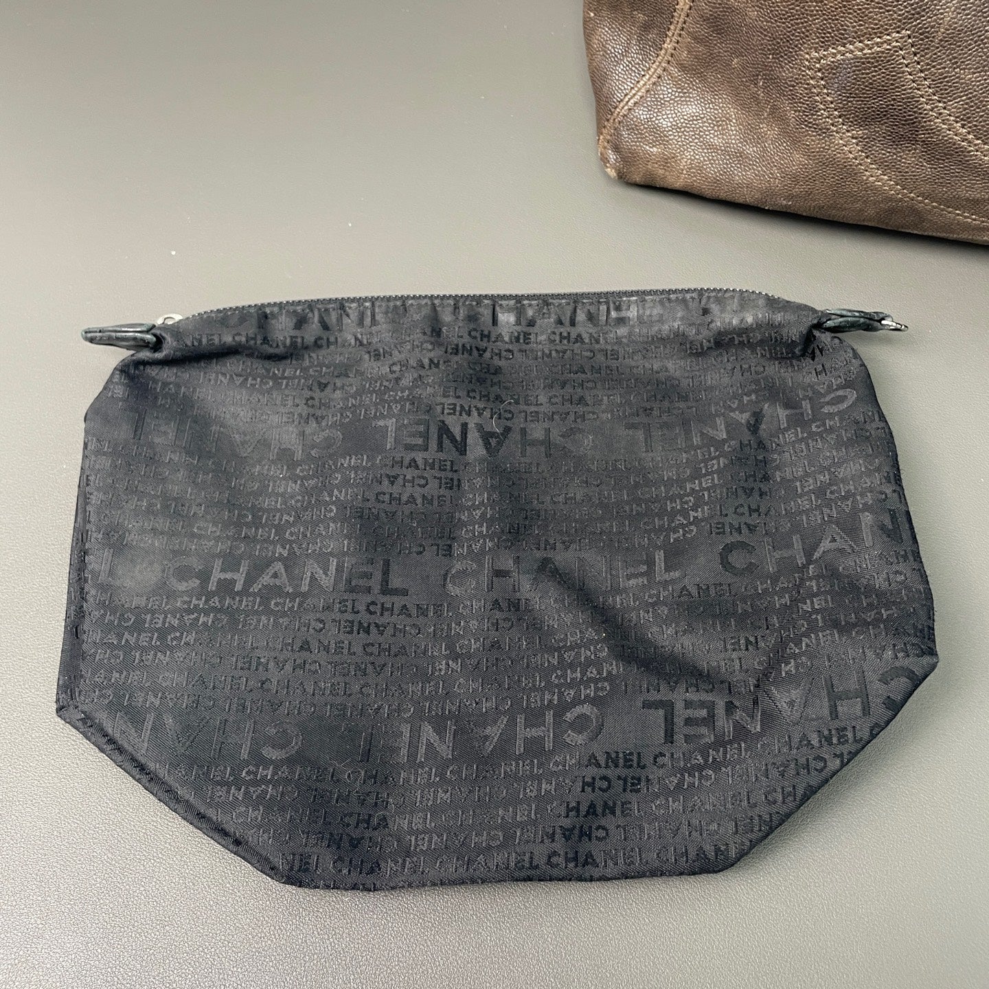 Chanel - Large Shopping Tote - Grained leather - Brown - (Large)
