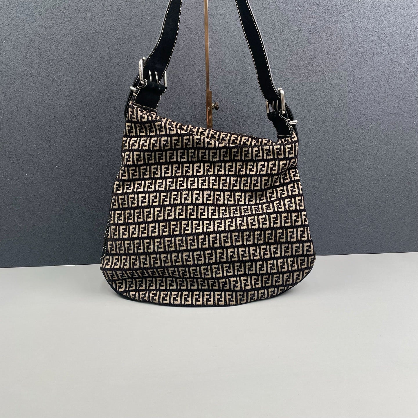 Fendi - Shoulder Bag - Jacquard canvas with leather trim - Black and Beige - (medium)