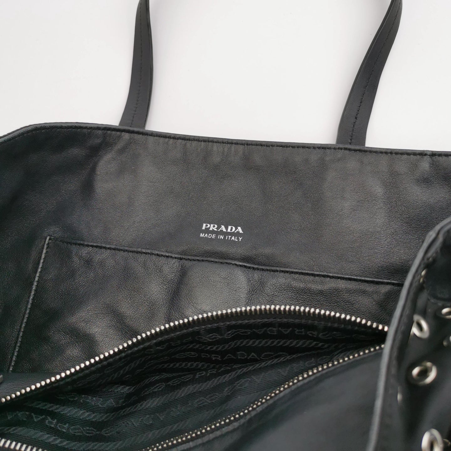 Prada - 1BG032-2EUW-F0002 - Polyamide and Leather - Black - (medium)