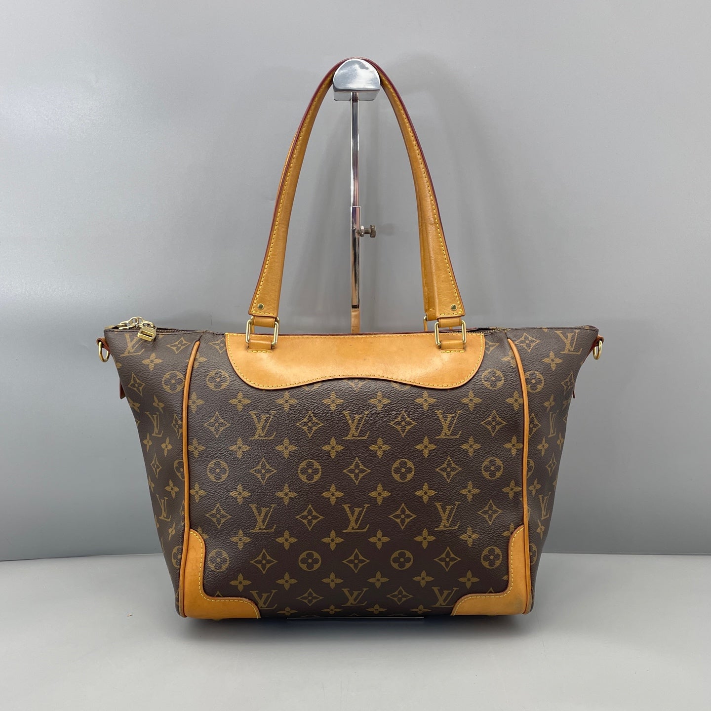 Louis Vuitton - Estrela Tote - Monogram coated canvas with Vachetta leather trim - Brown - (Medium)