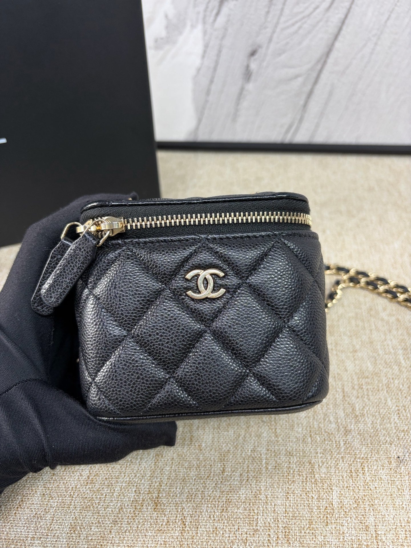 Chanel - Mini Vanity Case - Caviar leather - Black - (mini)