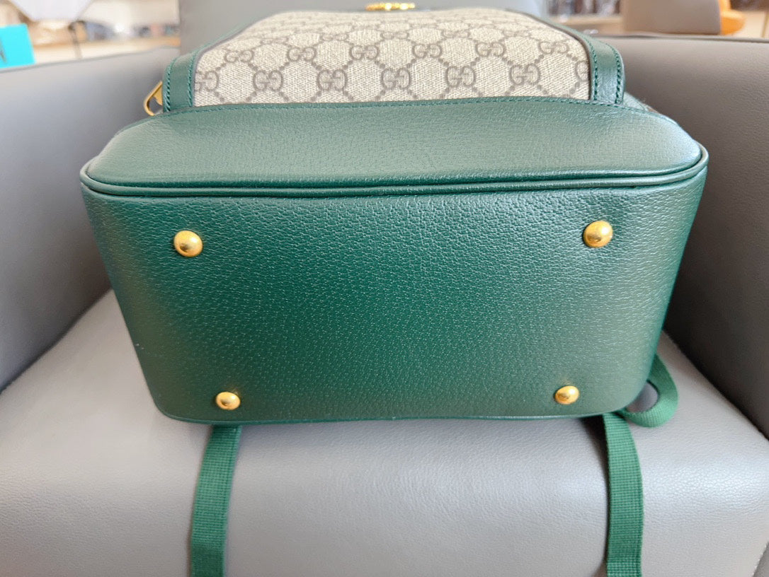 Gucci - GG Supreme Backpack with Green Leather Trim - GG Supreme canvas and leather - Beige, Brown, Green - (Medium)
