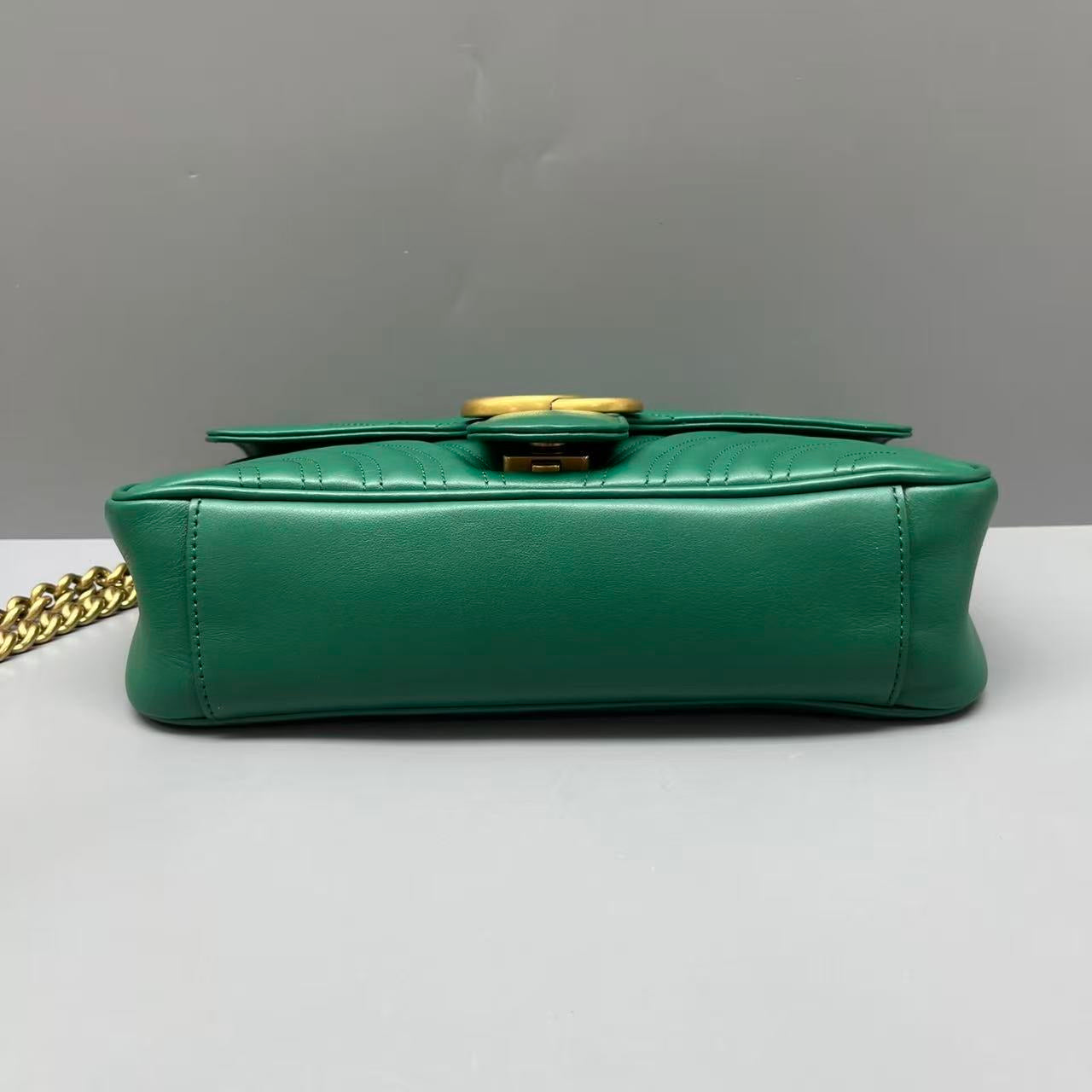 Gucci - GG Marmont Matelassé Medium Chain Shoulder Bag - Leather - Green - (medium)
