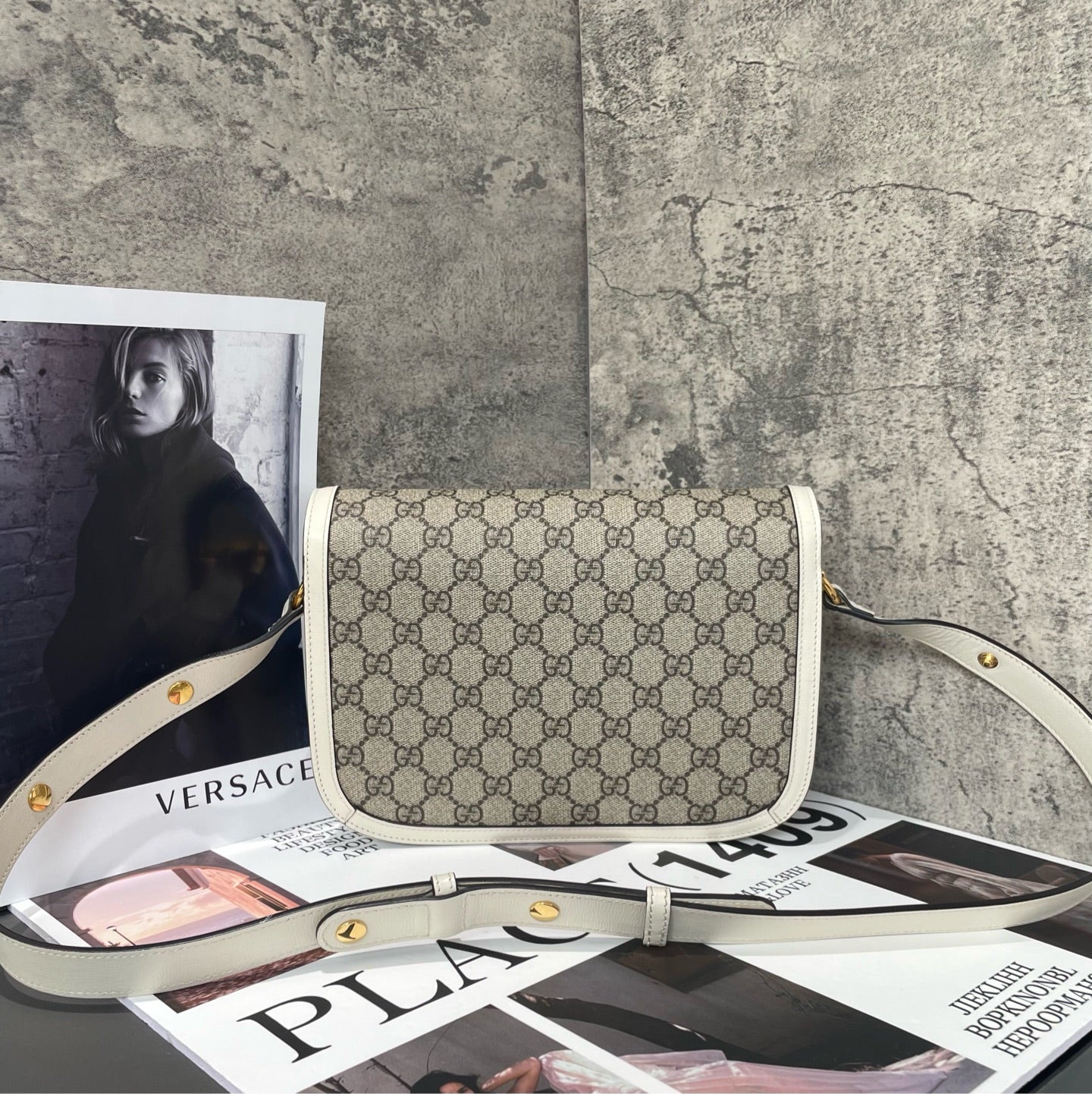 Gucci - 1955 Horsebit Shoulder Bag - GG Supreme Canvas with Leather Trim - White with Beige/Ebony Accents - (Medium)