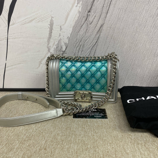 Chanel - Le Boy Mermaid Iridescent Chain Bag - Pearlescent PVC and leather - Blue and Silver Bicolor - (Mini)