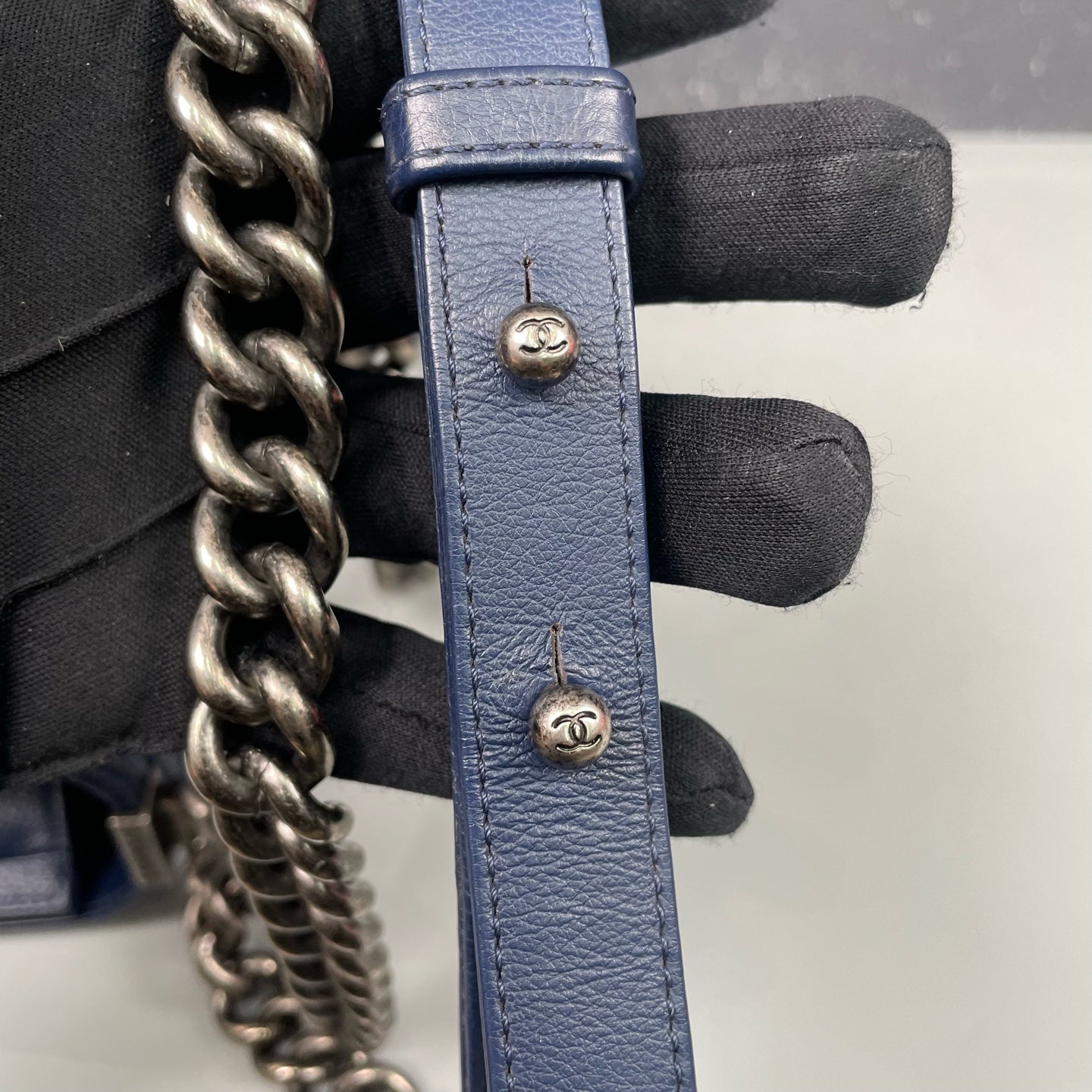 Chanel - Boy Chanel Medium - Grained calfskin leather - Navy - (Medium)