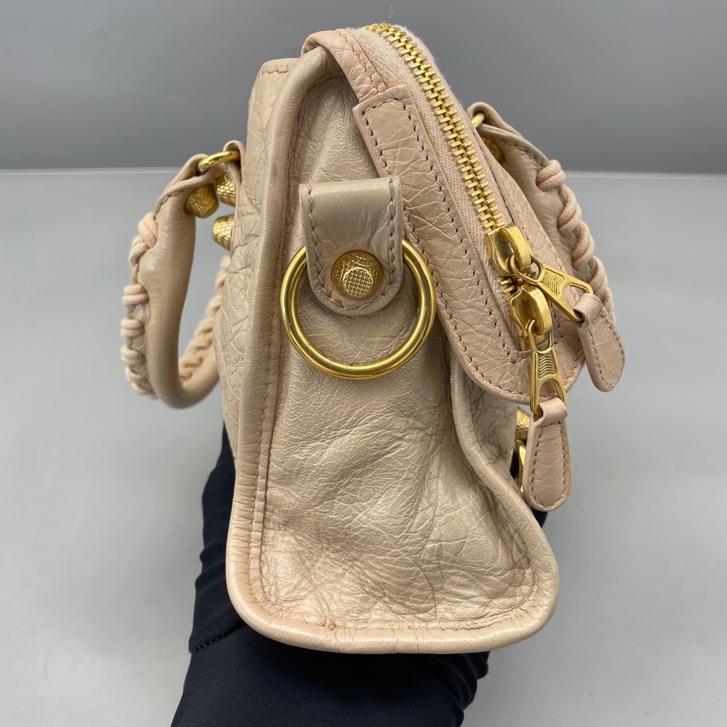 Balenciaga - Classic City Mini - Crinkled lambskin leather - Beige with Gold-Tone Hardware - (mini)