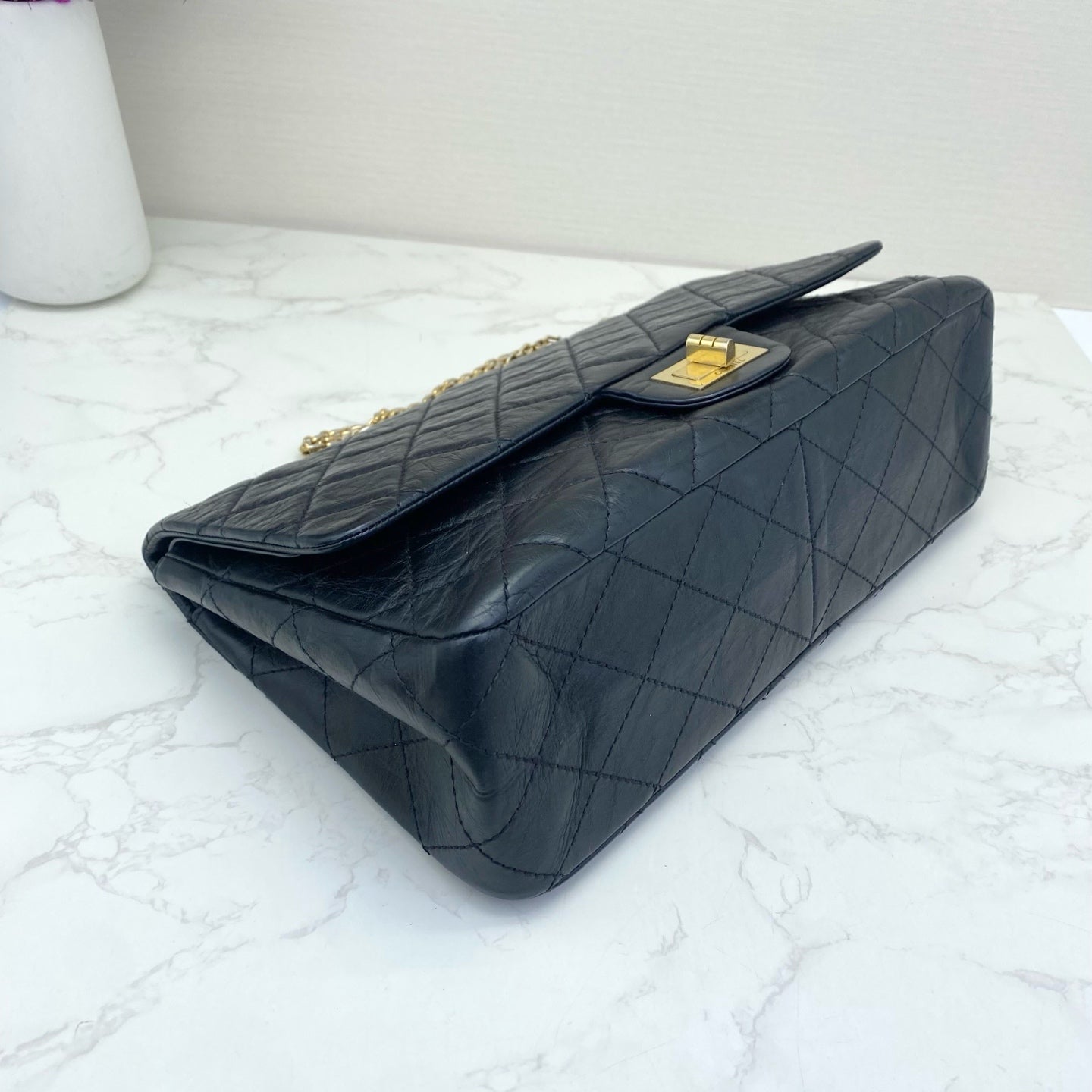 Chanel - 2.55 Reissue Flap Bag - Aged calfskin leather - Black - (Medium)