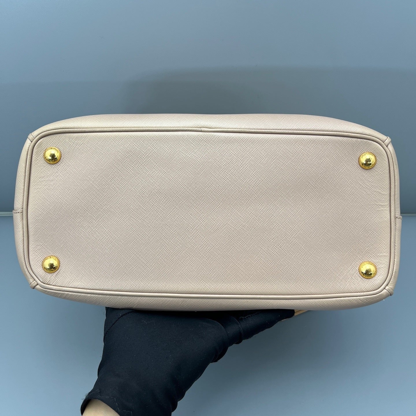 Prada - Saffiano Lux Tote - Saffiano leather - Beige - (medium)