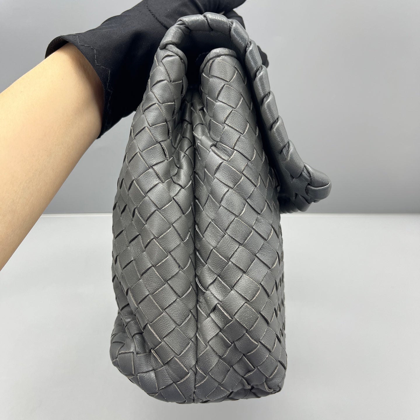 Bottega Veneta - Olympia - Leather - Grey - (medium)
