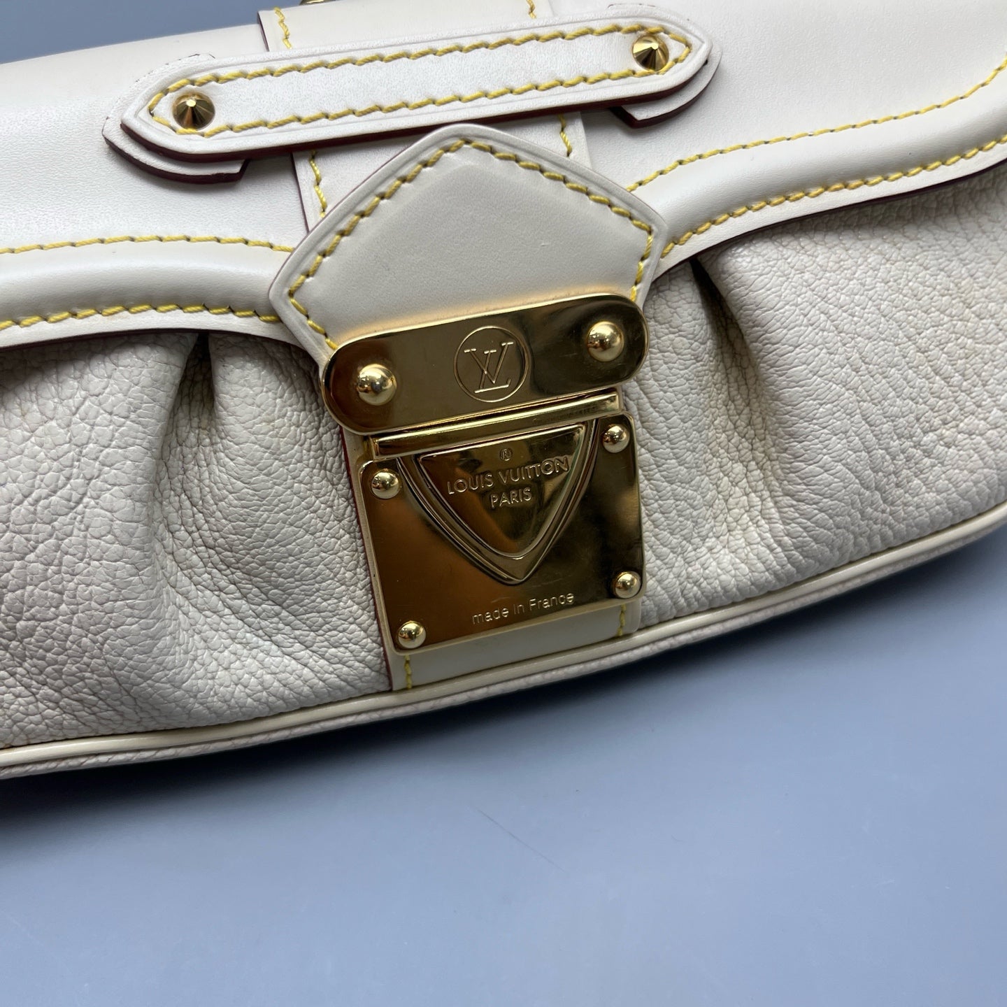 Louis Vuitton - Suhali Shoulder Bag - Goatskin leather - Beige - (small)