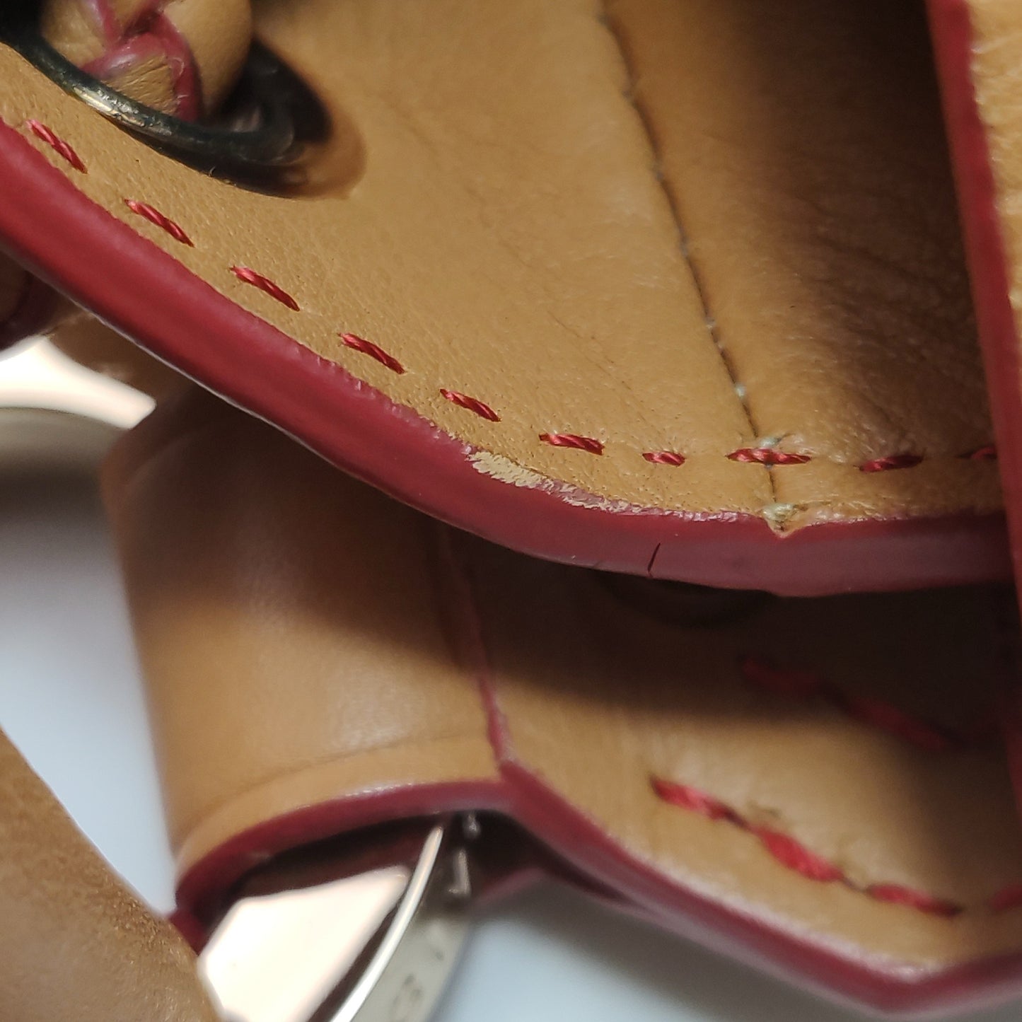 Givenchy - Givenchy 4G Emblem Shoulder Bag - Leather - Camel - (Medium)