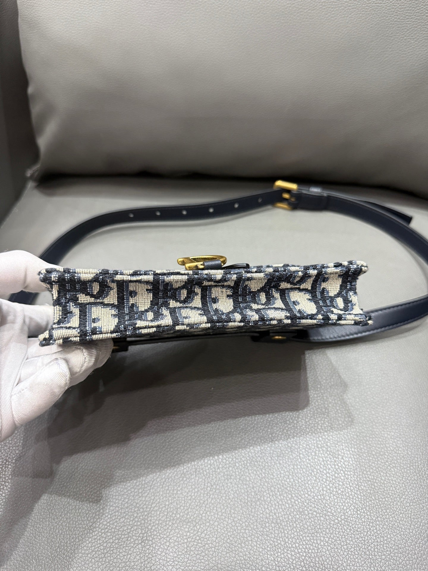 Dior - Saddle Belt Bag - Oblique embroidered canvas with leather trim - Navy - (mini)