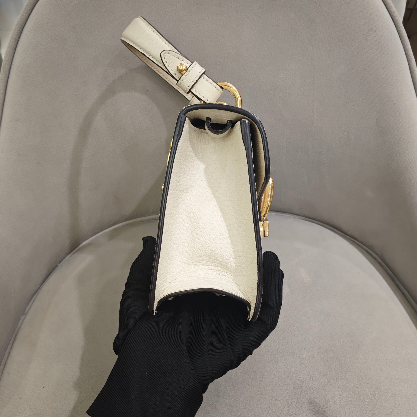 Gucci - Sylvie Small Bee and Star - Grained leather - White - (small)