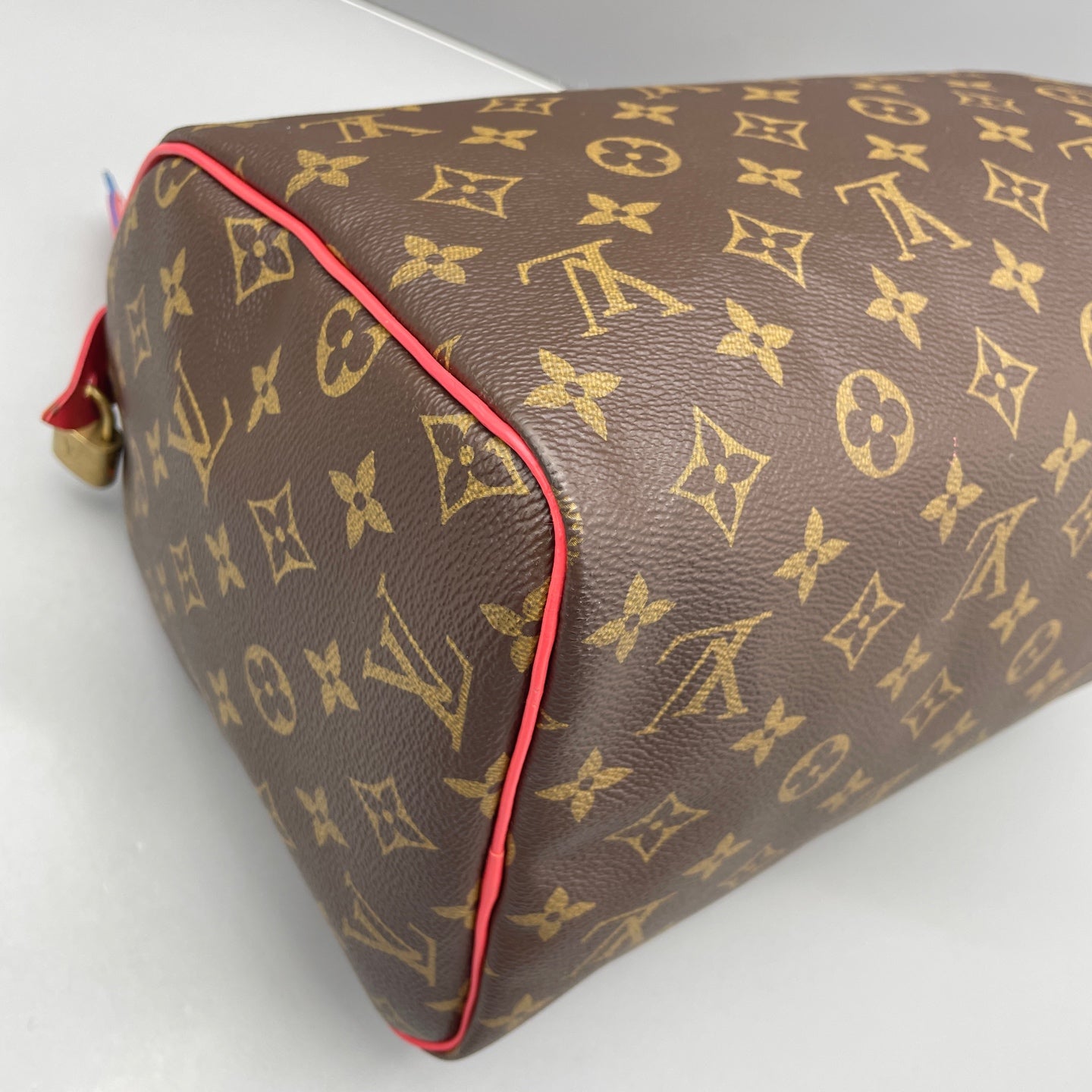 Louis Vuitton - Speedy 30 Monogram V Collection - Monogram Canvas with cowhide leather trim - Multicolour - (medium)
