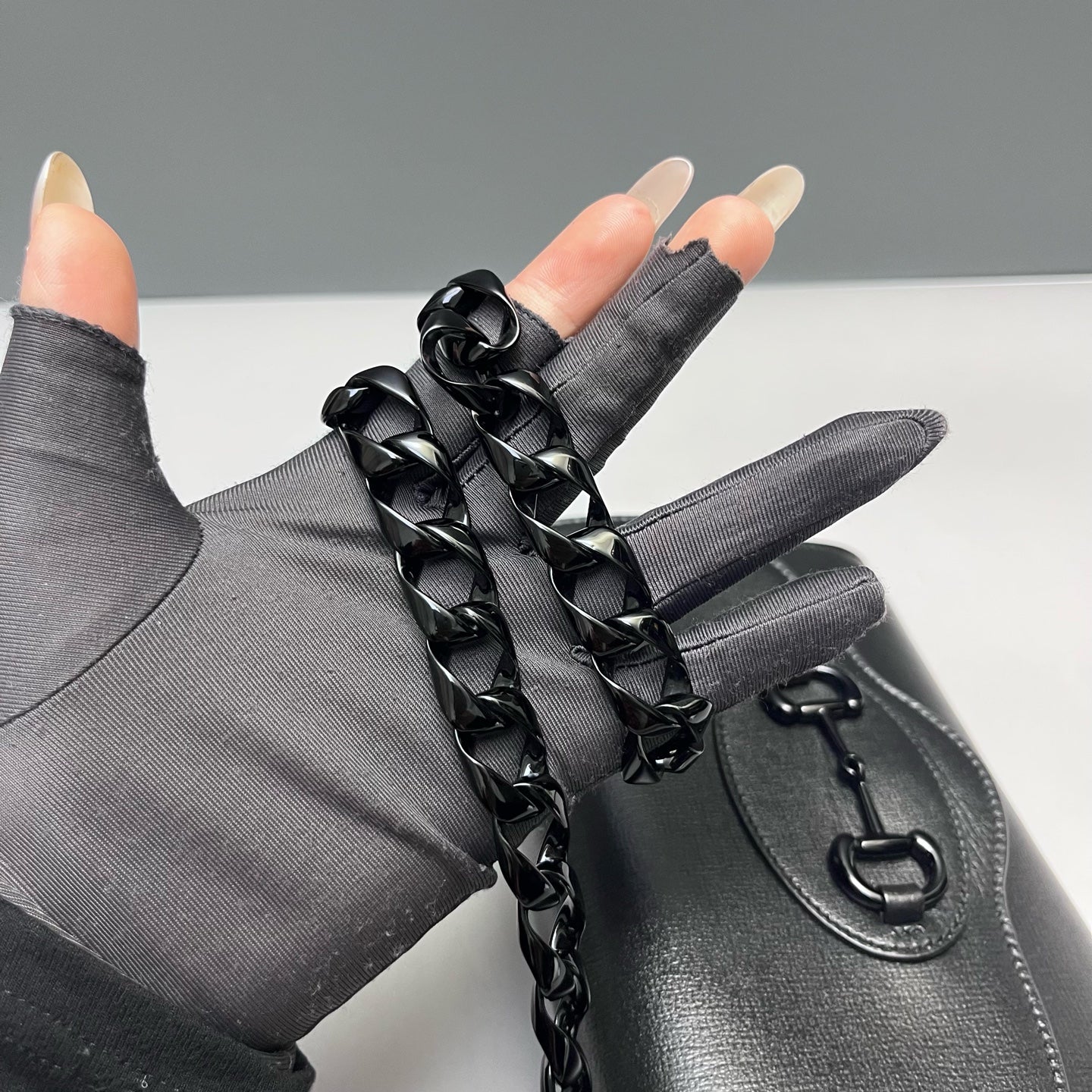 Gucci - 1955 Horsebit Wallet on Chain - Calfskin leather - Black - (mini)
