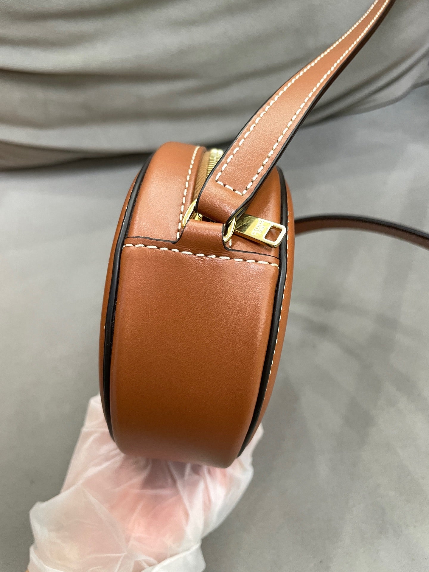 CELINE - Oval Triomphe Crossbody Bag - Leather - Brown - (mini)