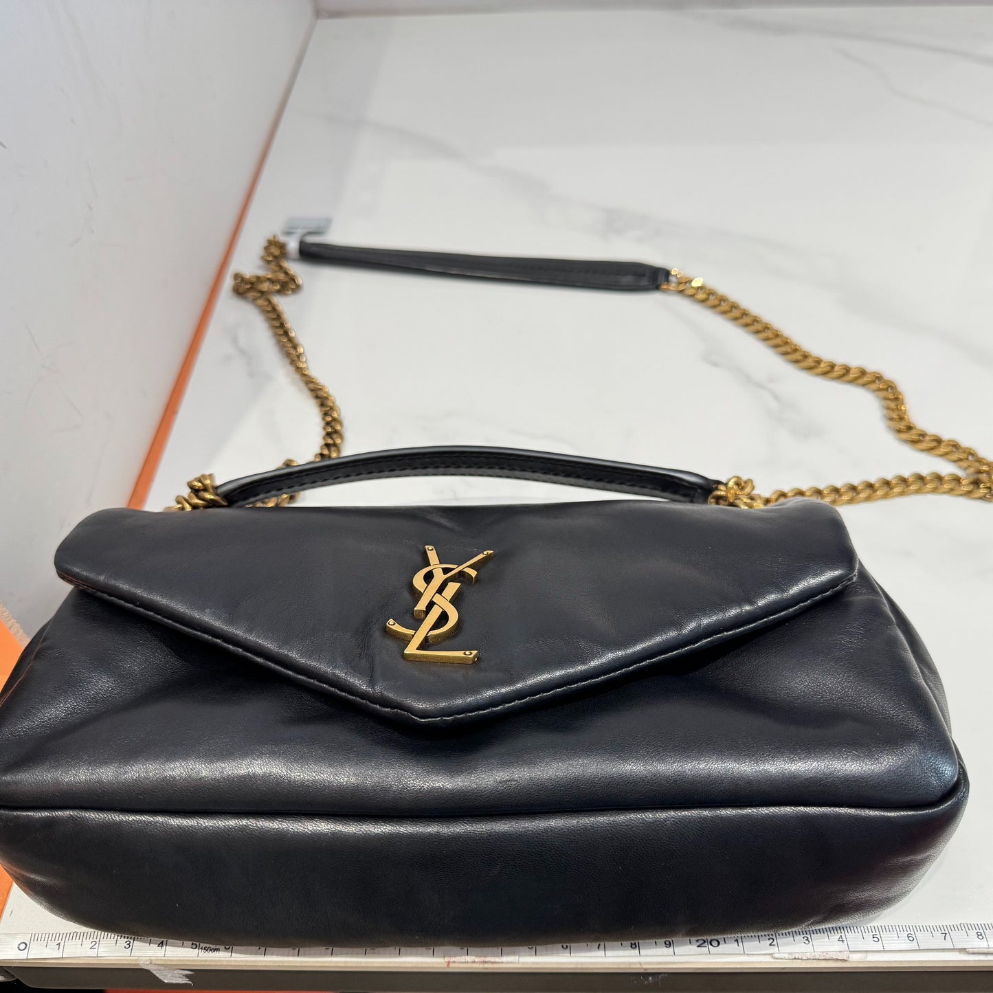 Saint Laurent - Calypso Envelope Chain Bag - Lambskin leather - Black with Gold-Tone Hardware - (Medium)