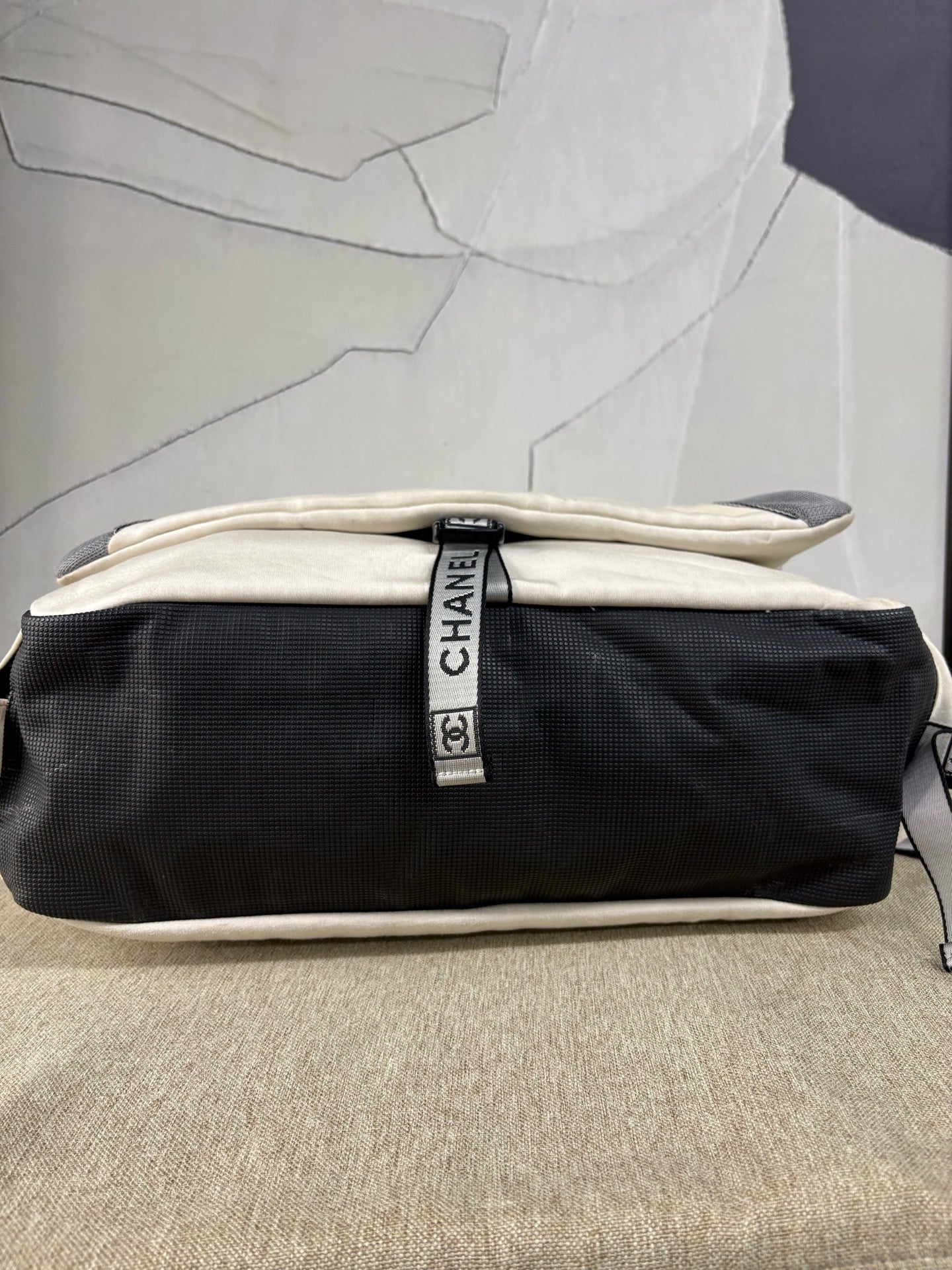 Chanel - Sports/Fitness Bag - Synthetic - Beige - (large)