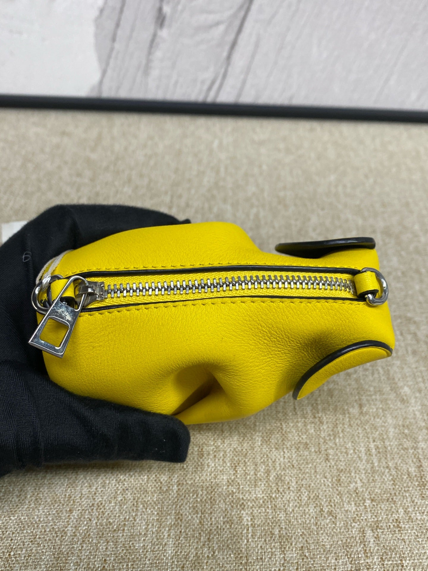 Loewe - Elephant Mini Bag - Leather - Yellow - (mini)