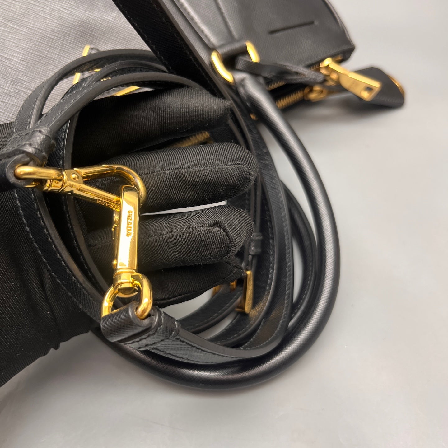 Prada - Galleria Saffiano Double Zip Tote - Saffiano leather - Black - (Medium)